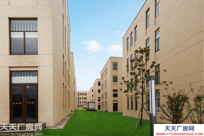 娶妻要溫良賢淑,廠房看聯東U谷