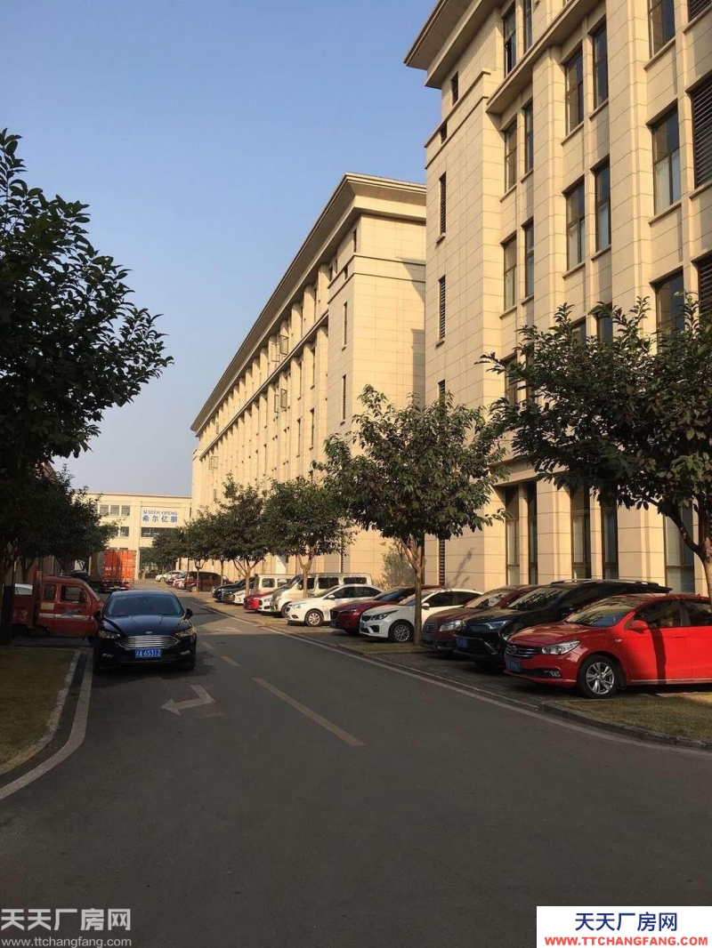 《首付三成，十年按揭，有產證》獨棟標準廠房，最小700平米出售