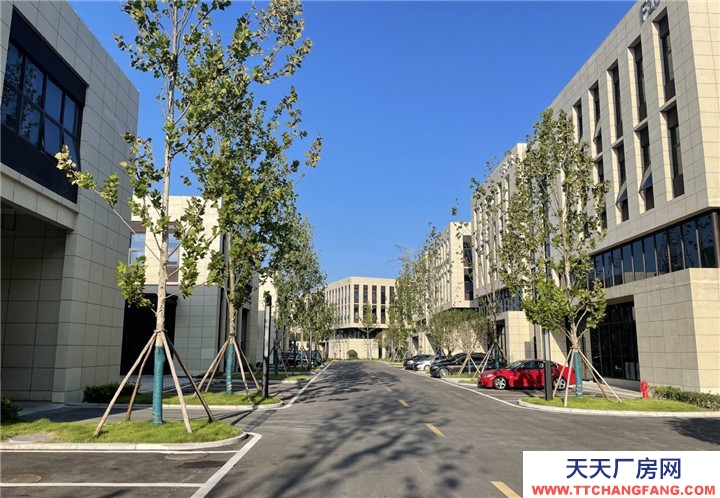 兩江新區悅來附近園區，2000平獨棟廠房，已過大環評，層高7.8米，有院壩