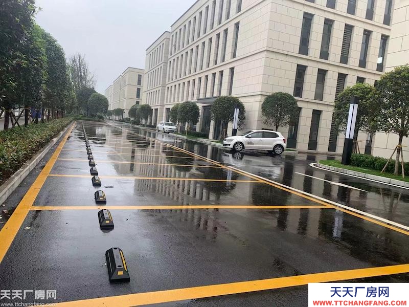 機(jī)場(chǎng)旁標(biāo)準(zhǔn)花園式獨(dú)棟廠(chǎng)房600-5400㎡均有