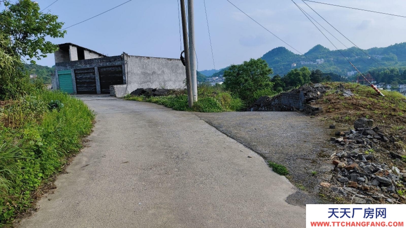匯川周邊，帶600平空地，離市區(qū)近，可進(jìn)貨車，租金面議