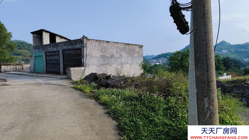 匯川周邊，帶600平空地，離市區(qū)近，可進(jìn)貨車，租金面議