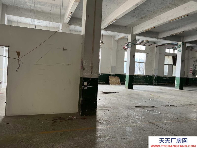 (出租) 直租云巖區(qū).三橋.百花大道.金燕路.金關(guān)北路附近廠房/倉(cāng)庫(kù)