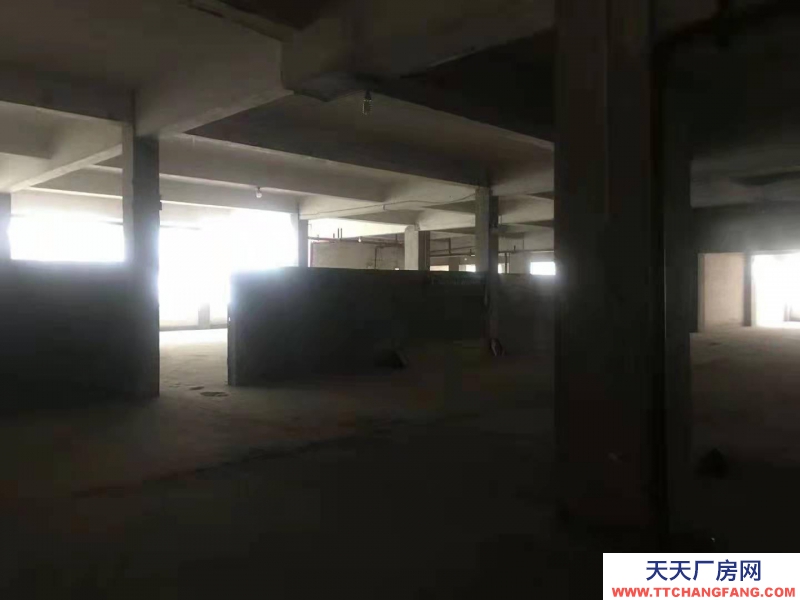 (出租) 出租內(nèi)環(huán)路遵義農(nóng)資市場內(nèi)二樓倉庫