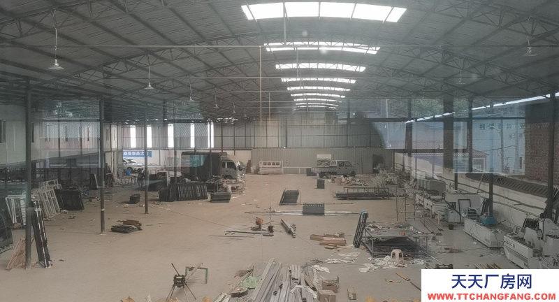 交通方便，水電齊全，有辦公室，展廳，宿舍