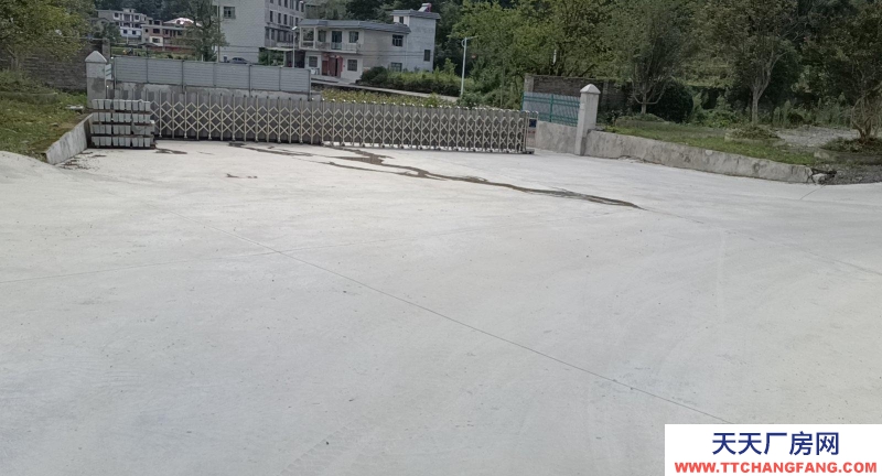 (出售) 兩幢廠房一棟辦公樓已裝修好變壓器已裝好交通方便門口就是國道。