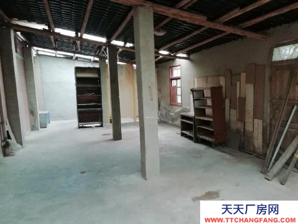 (出租) 房子位于默中商貿，西山村賴巖上，可作倉庫，廠房。