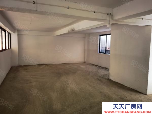 (出租) 金關(guān)鋼材市場數(shù)博大道旁3000平方自有倉庫廠房出租