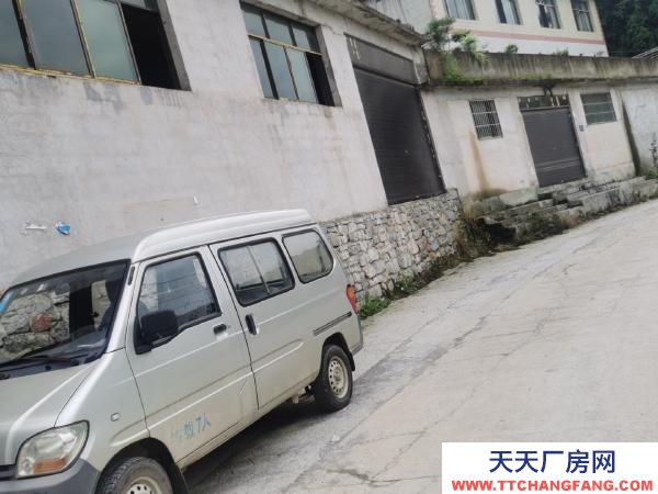 貨車可停路邊上下貨,離西南商貿(mào)城近