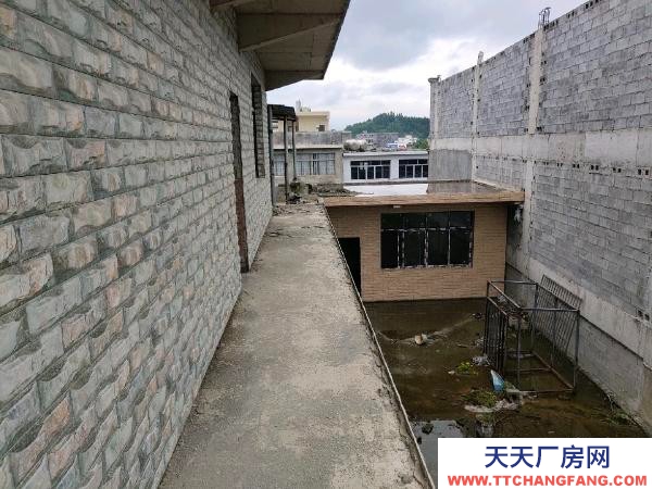 (出售) 有獨立門面,一、二層簡單裝修,三、四、五層毛坯。