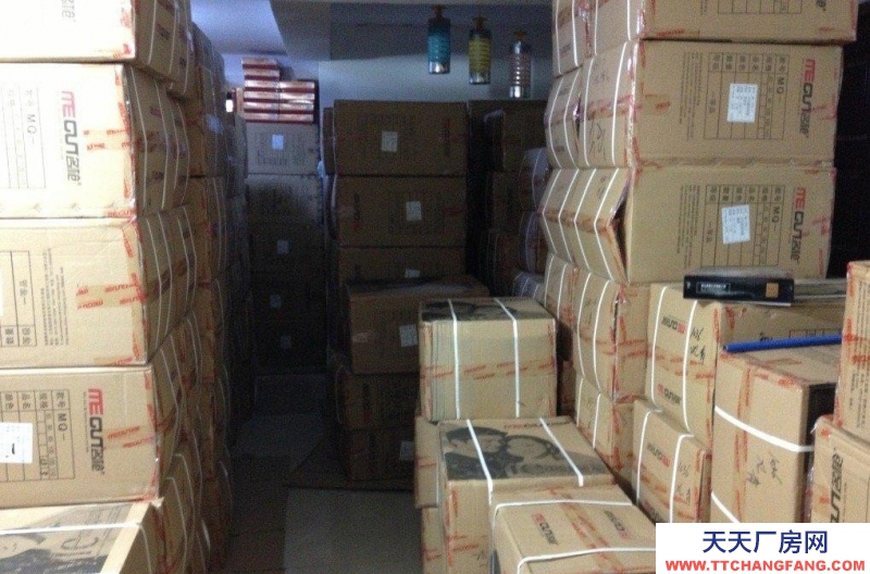 (出租) 會展中心倉庫出租，可以具體聯系我看，還好還好