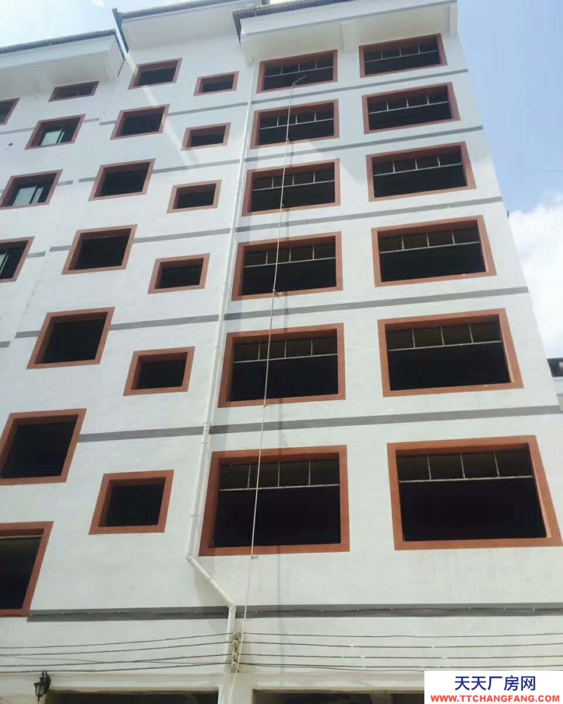 銅仁市萬山區謝橋羅家灣康復醫院后