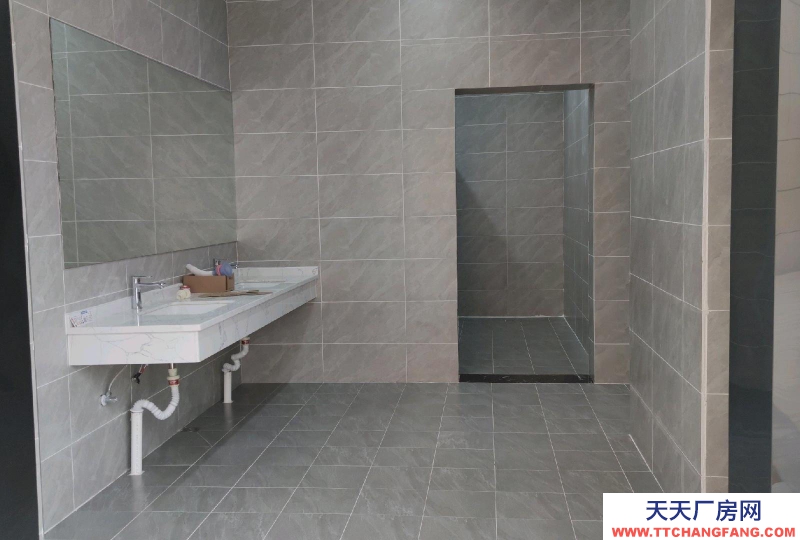 (出租) 出租都勻經(jīng)濟開發(fā)區(qū)勻東新區(qū)飛洋華府門面?zhèn)}庫兼用