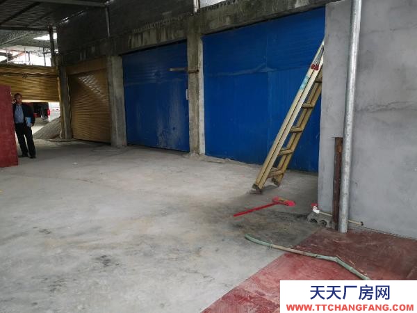 (出租) 庫房三項水電，空間寬敞整潔，路段平整方便