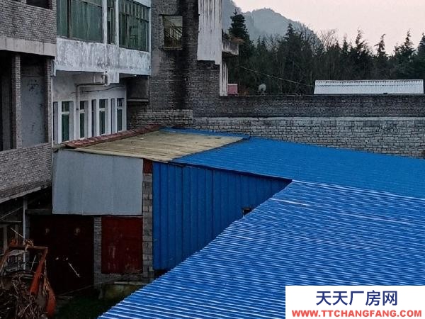 (出售) 住房地址！鎮(zhèn)寧縣大山哨沙戈鋪路口！