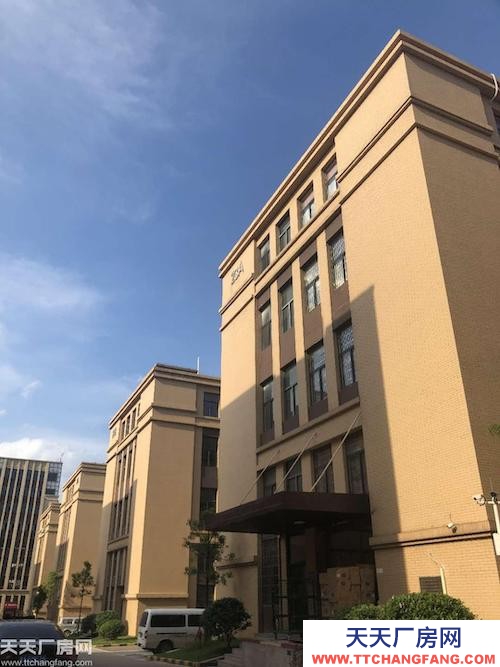 長沙市岳麓科技中心現房租售，400-3000平米，可研發辦公