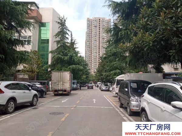 武漢江岸(出租) （精選）業主直租，江岸永紅工業園標準廠房，配套齊全，交通便利