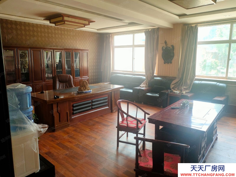 石家莊橋西安聯(lián)青年城西門,獨院3500平出租,適合培訓學校,辦公廠房等