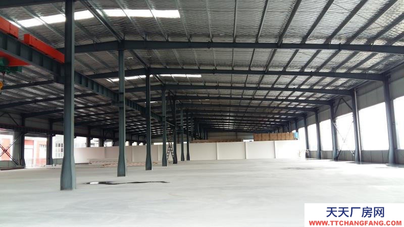 黔南龍里房東直租，廠房結(jié)構(gòu)規(guī)整方正，配套齊全，適合廠房及倉庫使用