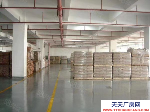 武漢江岸(出租) 1樓至3樓 臨街倉(cāng)庫(kù) 好進(jìn)出 可分租 面積自由選擇 房東分割