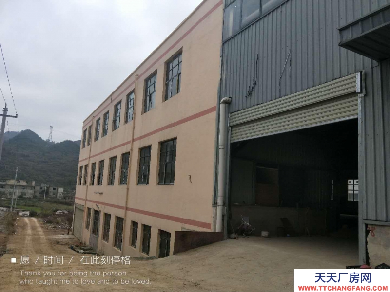 黔南龍里12畝地，有土地證，以建4600平方，地樁打好未建8千平左右