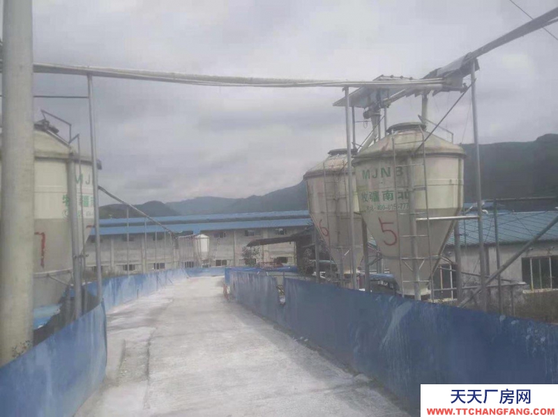 黔南龍里(出售) 一座正在經營的養豬場,現低價出售,設備齊全,證件齊全