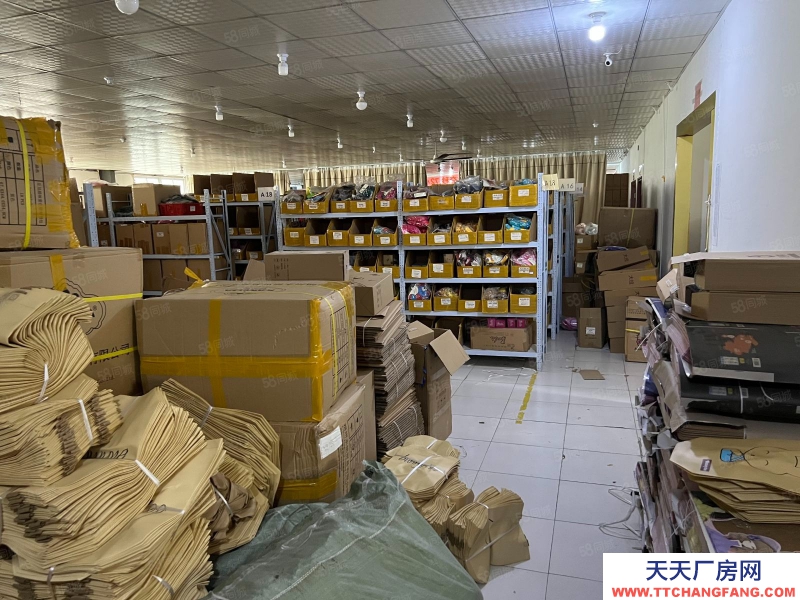 (出租) 福州倉山萬達奧體附近產業園三層倉庫 1400平 層高4米可分割