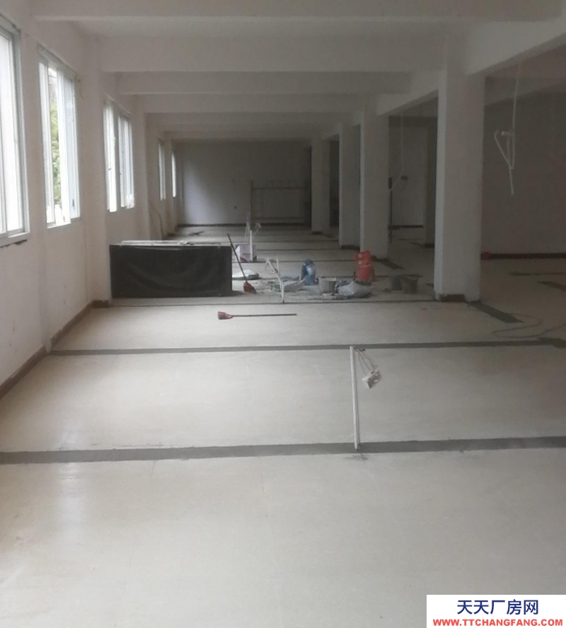 黔南龍里(出租) 交通便利，水電齊全 ，，