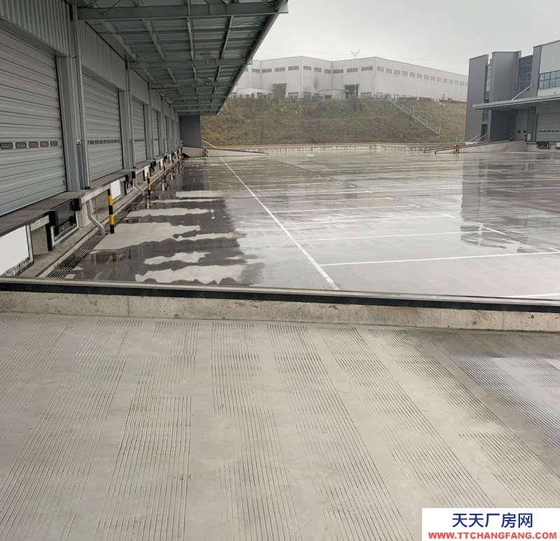 重慶北碚新建標(biāo)準(zhǔn)廠房，庫(kù)房出租5萬(wàn)平，可分