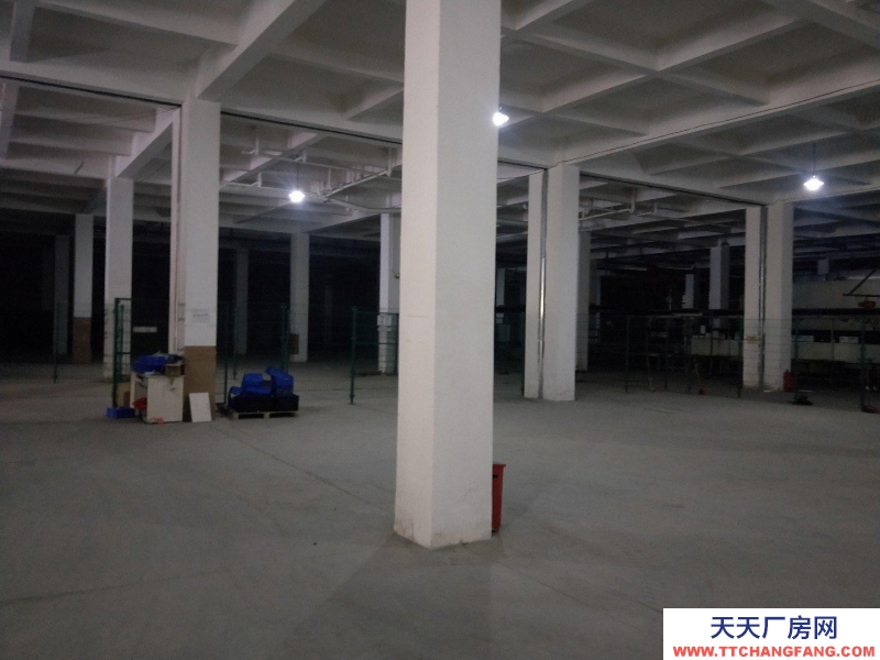 重慶北碚蔡家工業園2000平米廠房出租，可分租