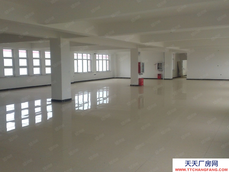 鐵西企業直租13000平廠房，外場地，辦公樓，疫情期間有優惠