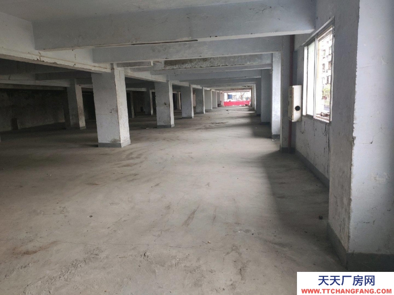 重慶萬州沙龍路區法院旁庫房1100平招租