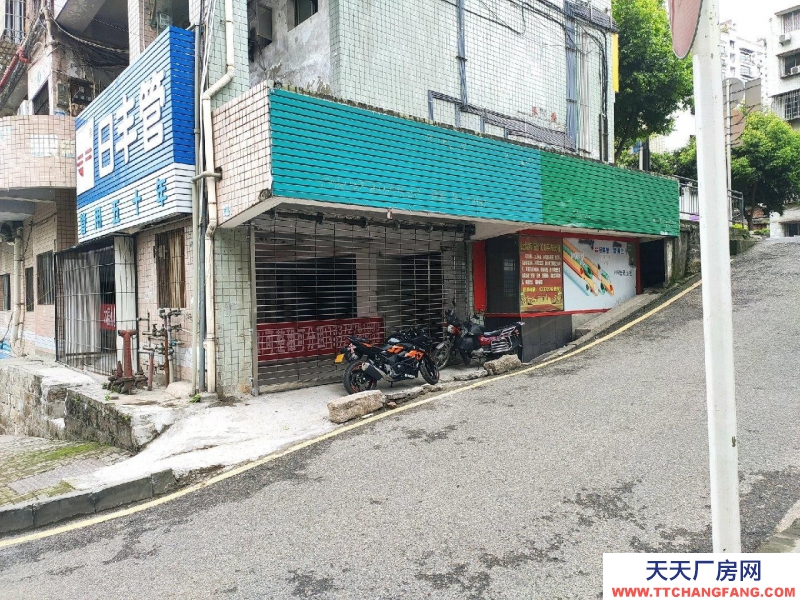 重慶萬州沙龍路區法院旁庫房1100平招租