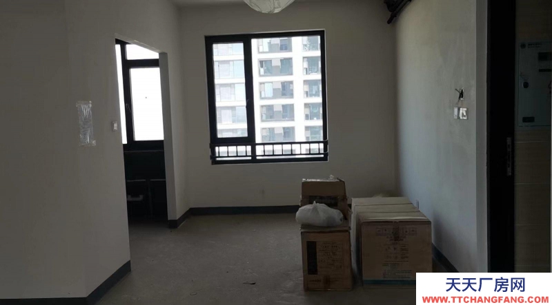 石家莊 裕華 毛坯房，白墻，洋灰地面，有中央空調，