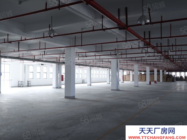 南京市江寧區秣陵地鐵口倉庫，丙二月臺倉，一客一倉，距南站僅12公里