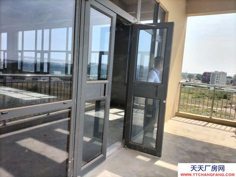 濟南槐蔭經十西路現房廠房，即買即入駐，正規園區，50年獨立產權