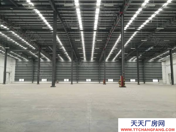 南京市 浦口浦泗路星火地鐵口丙二月臺(tái)庫(kù)10000平 可分租 場(chǎng)地超大