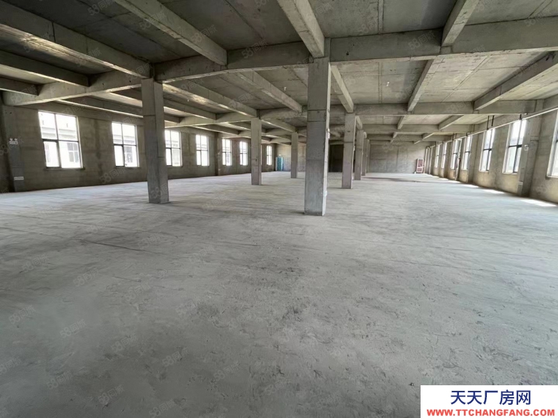 濟南西寫字間2799元平起。可做輕加工，倉儲，手續齊全新房