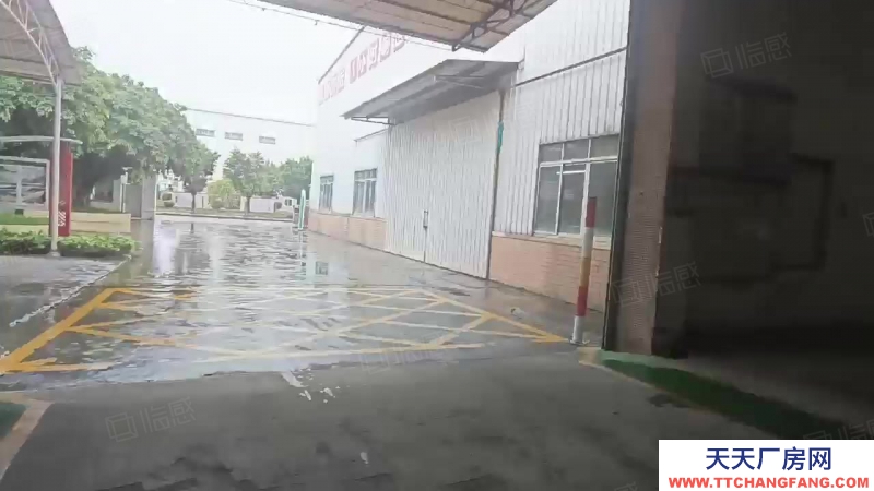 (出租) 花都區(qū)花山鎮(zhèn)工業(yè)園單一層帶免費行車倉庫8100低價可分租