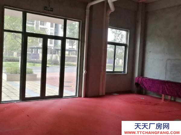 南京市浦口區(qū)汊河雅居樂(lè)林語(yǔ)城一樓門(mén)面房