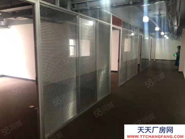 南京市 棲霞新港開發(fā)區(qū)獨棟廠房工業(yè)用地兩證齊全層高8米