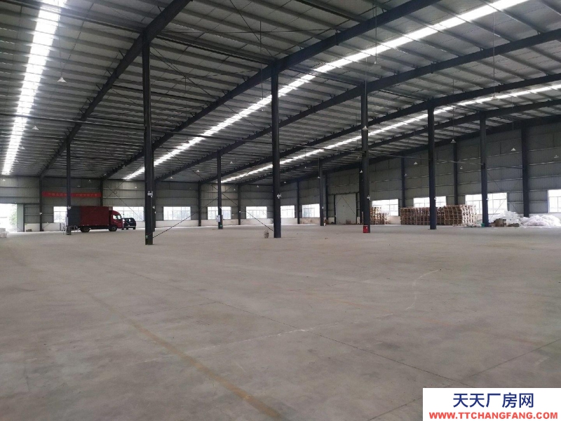 重慶榮昌大道邊交通便 配套辦公宿舍 層高11米 環(huán)境好