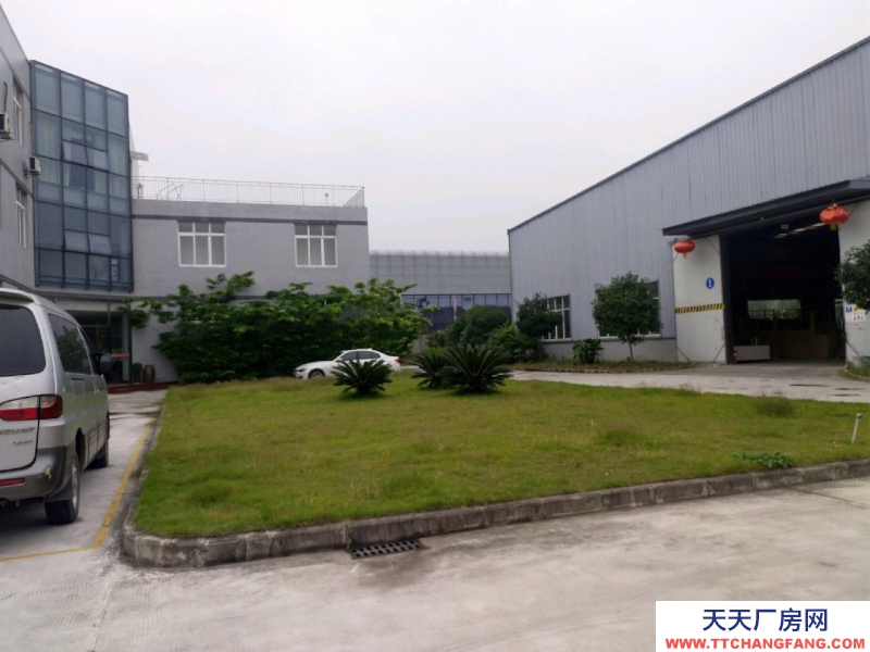 重慶榮昌大道邊交通便 配套辦公宿舍 層高11米 環境好