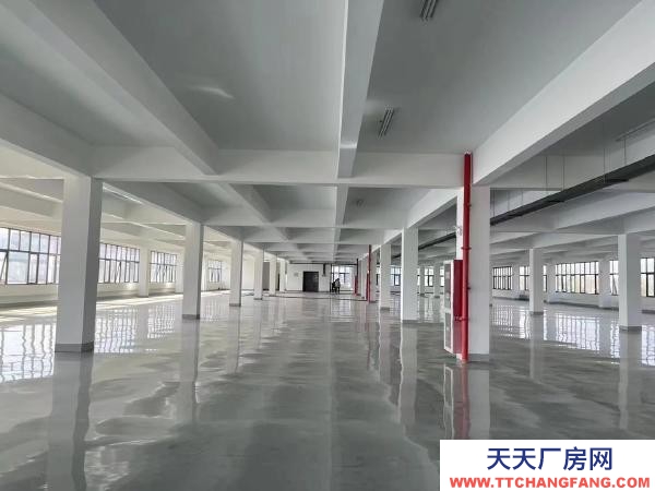 南京市棲霞區(qū)層高7.5米，證件齊全，不拆遷。