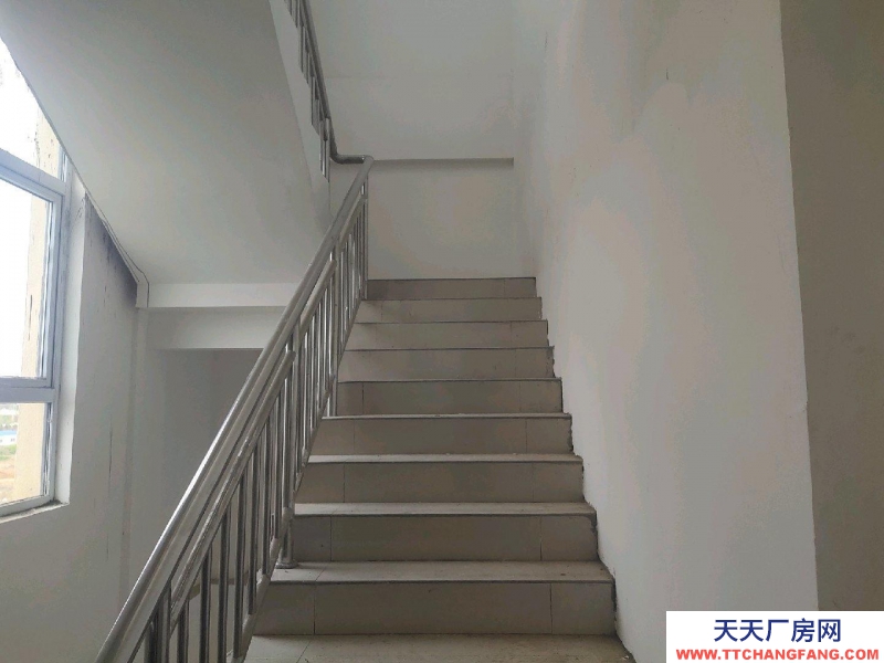 石家莊 欒城 南三環(huán)工業(yè)園區(qū)廠房出售,手續(xù)齊全,可辦貸款