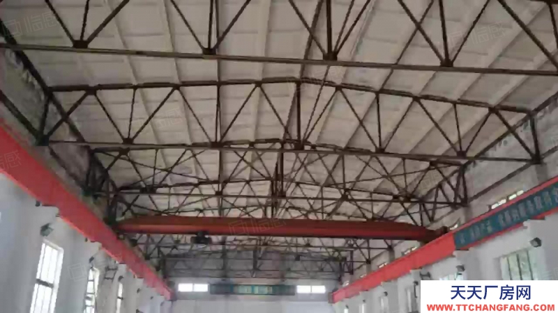 出租陵園街廠房2600平，獨門獨院，吊車10噸，可進大車