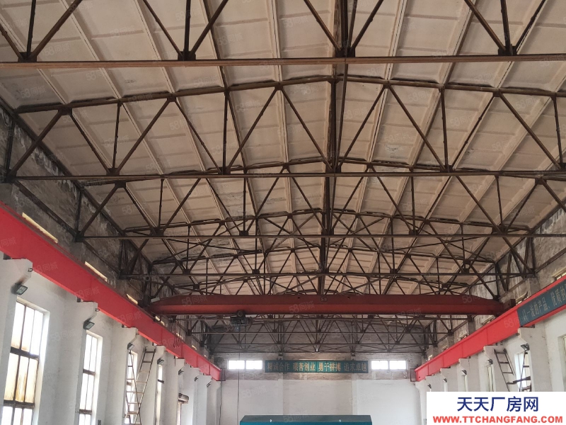 出租陵園街廠房2600平,獨門獨院,吊車10噸,可進大車