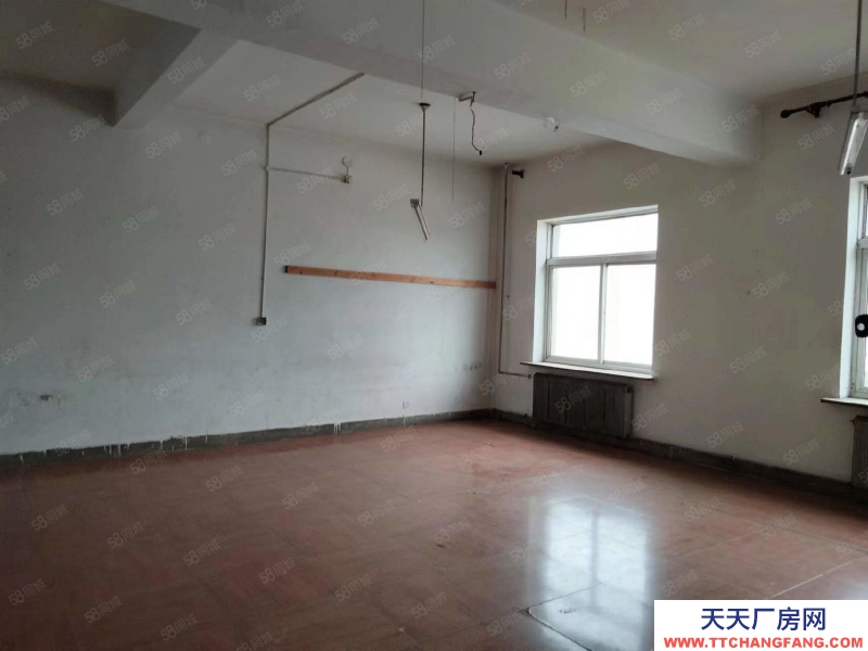 出租黃姑觀音屯附近框架廠房2000平(獨(dú)門獨(dú)院)交通便利.