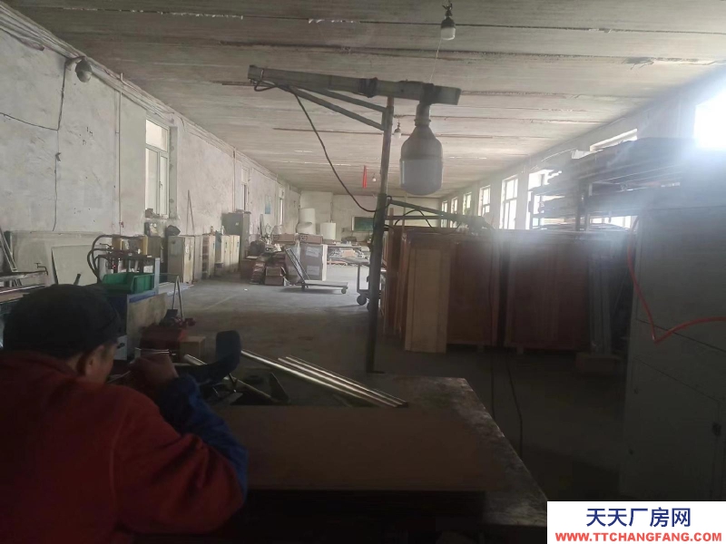 (出租) 可當庫房，車間使用，位置好，地方大