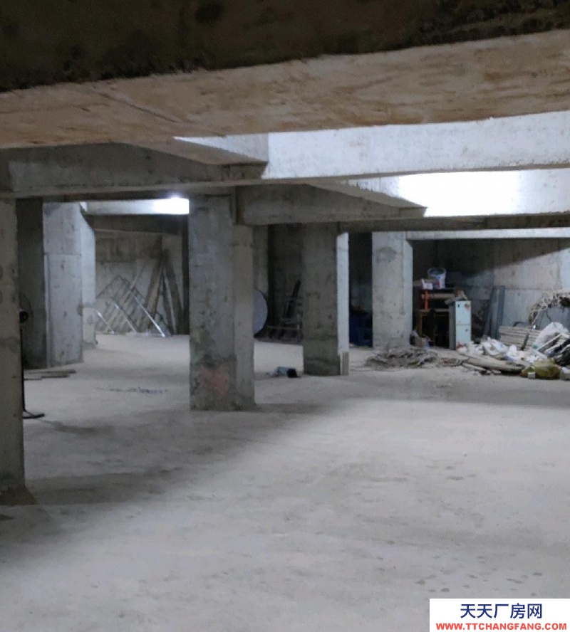 重慶墊江城區場地距離縣城1.5公里內，